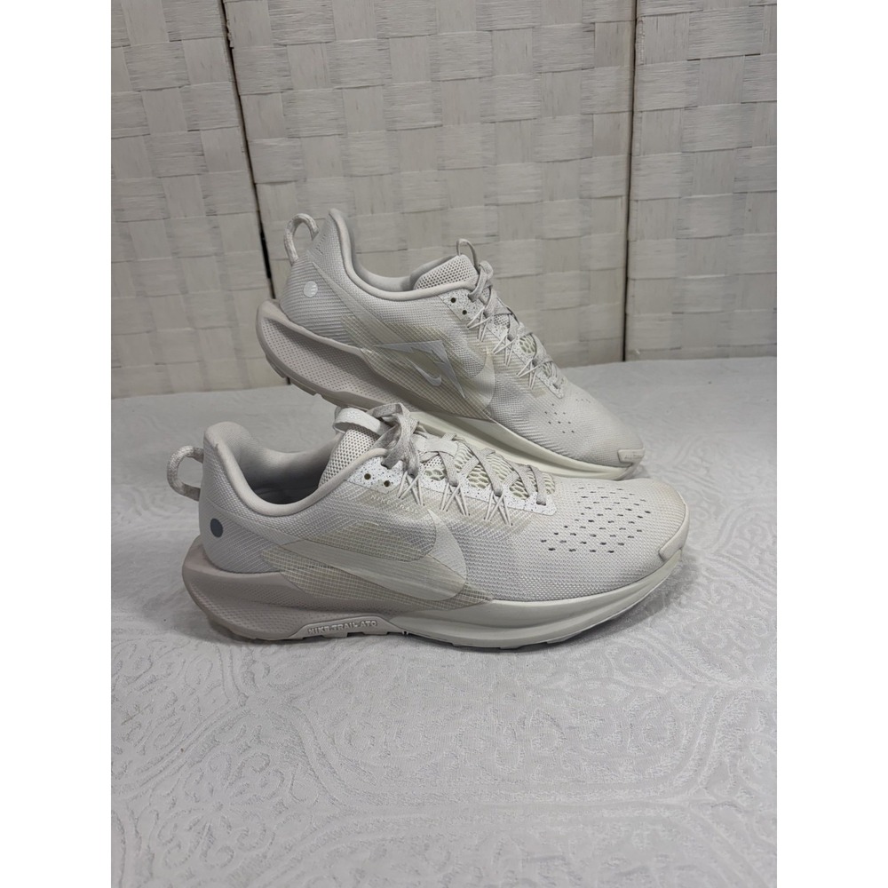 Nike Peagasus Trails "Summit White Trail" cream tone mesh women's 10